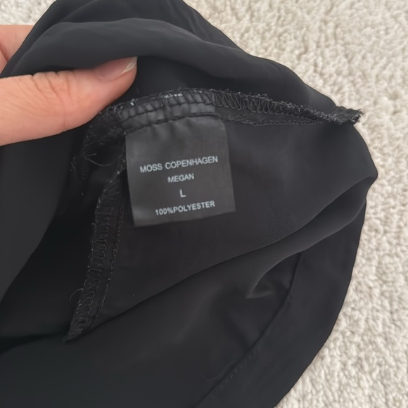 Moss Copenhagen Black Top - Picture 4 of 6